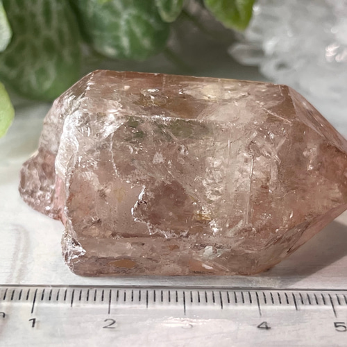 ブラジル ゴイアス州産　レッド　レムリアンシードクリスタル 原石　赤水晶 ブラジル ゴイアス州産 レッド レムリアンシードクリスタル 原石