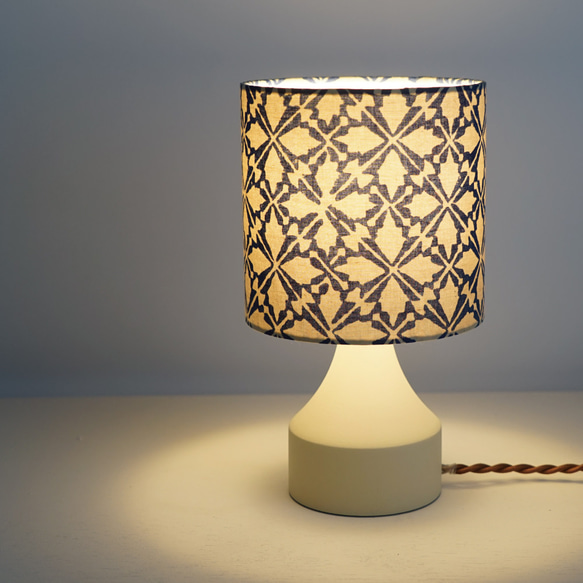 ◆HappyLamp◆Sサイズ/インド/ハンドブロックプリント/ブルー/スタンドランプ/素材の旅2025 4枚目の画像
