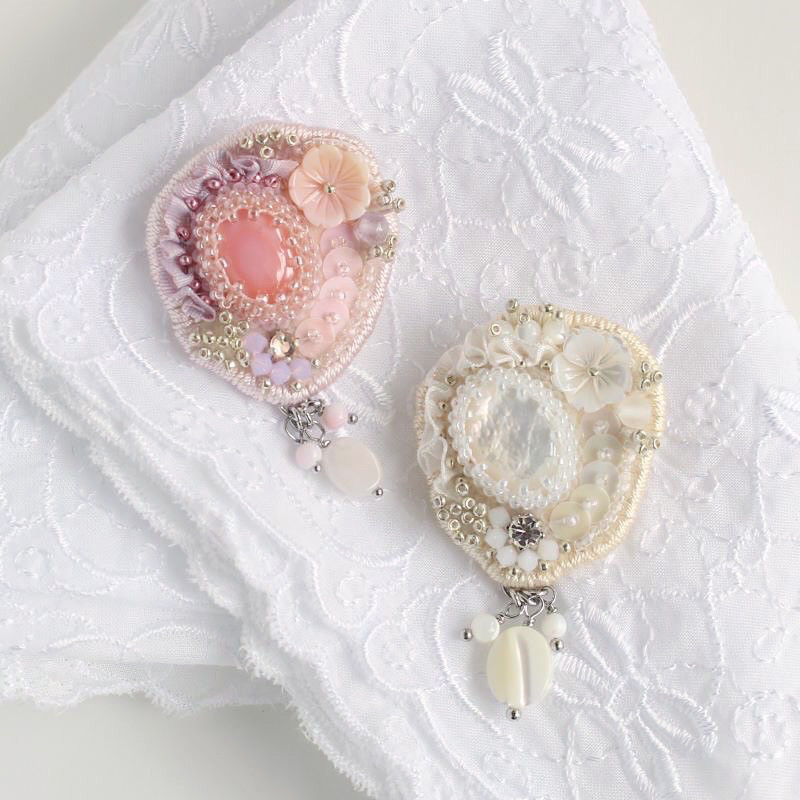 桜のビーズ刺繍ブローチミニ