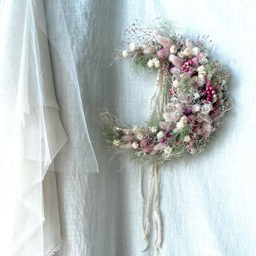 三日月リース* 淡ピンク リース Chêne 通販 19521941｜Creema(クリーマ)
