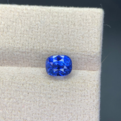 New 2.06ct天然コーンフラワーブルーサファイアルース 鑑定書付き 25/7