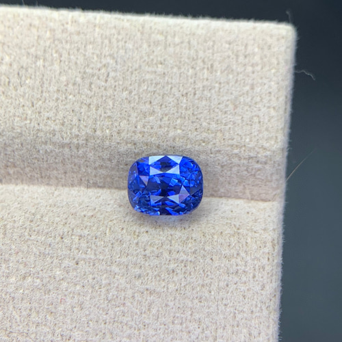 New 2.06ct天然コーンフラワーブルーサファイアルース 鑑定書付き 25/7