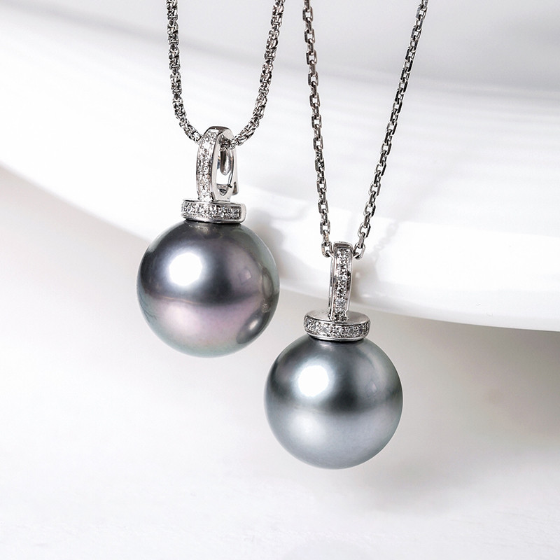 [ヘイズジュエリー] スモールボトルシリーズ 18Kゴールド 天然ダイヤモンド 10-11mm タヒチアンプラチナグレーパールペ