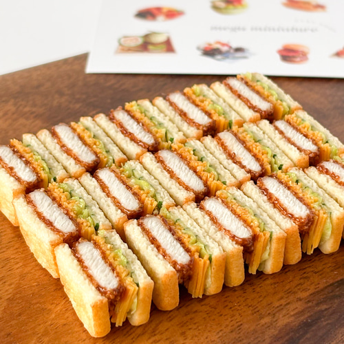 ミニチュアサンドイッチ 特集掲載 】ランチ風 ミニチュア サンドイッチ カツサンド / 樹脂粘土