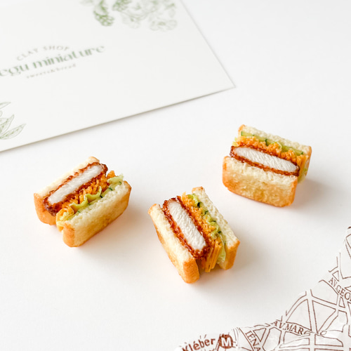 ミニチュアサンドイッチ 特集掲載 】ランチ風 ミニチュア サンドイッチ カツサンド / 樹脂粘土