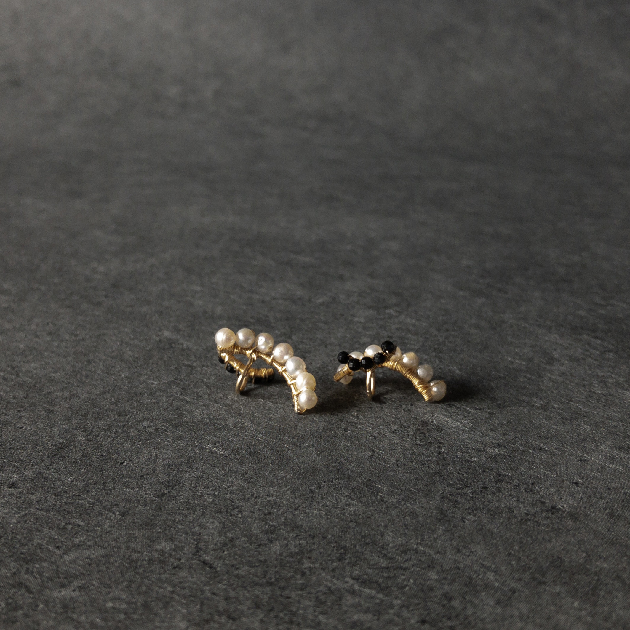 【14kgf】リバーシブルイヤリング 〜 淡水真珠＆ブラックスピネル