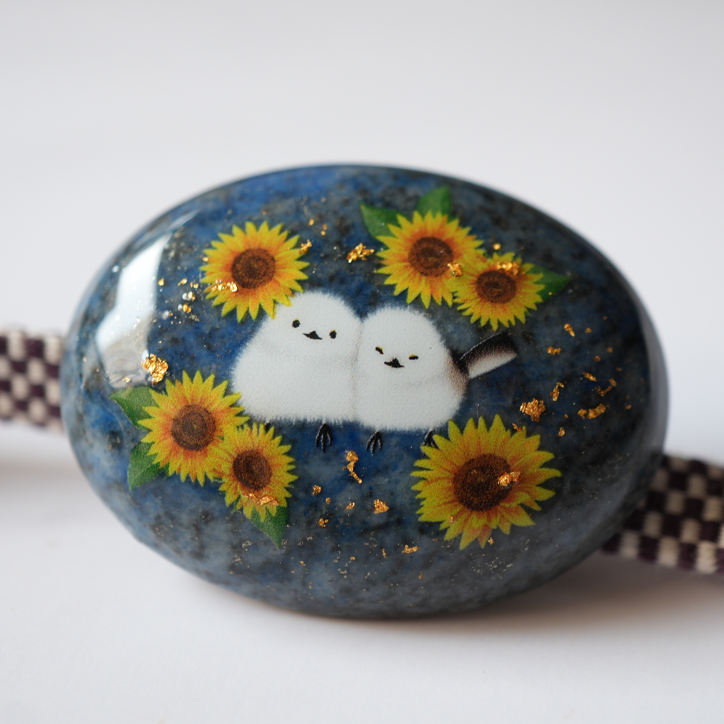 天然石ラピスラズリと向日葵、シマエナガ　金沢箔の帯留め（金沢箔24K入り）ブローチ ポニーフック浴衣