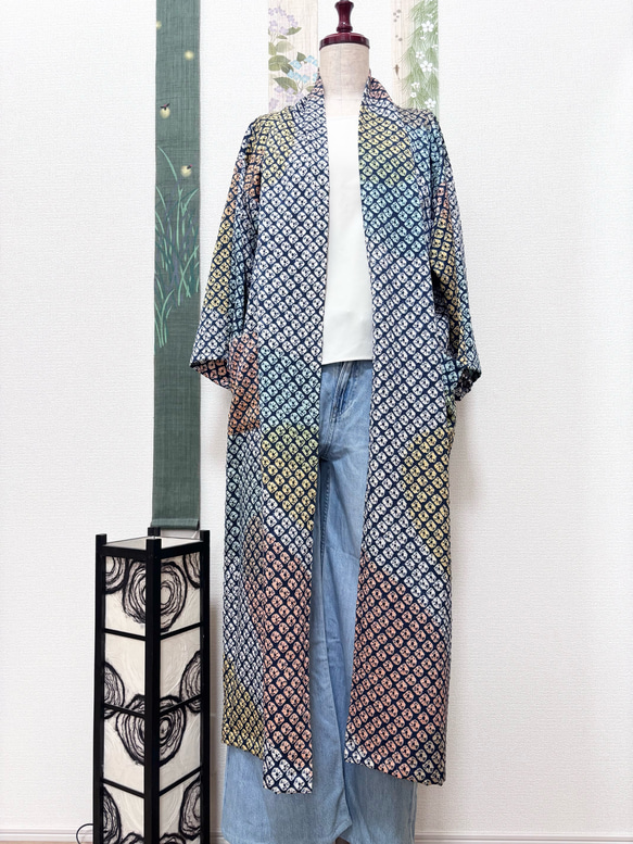 羽織るだけでオシャレ！着物から作ったローブ 三光鳥 カーディガン