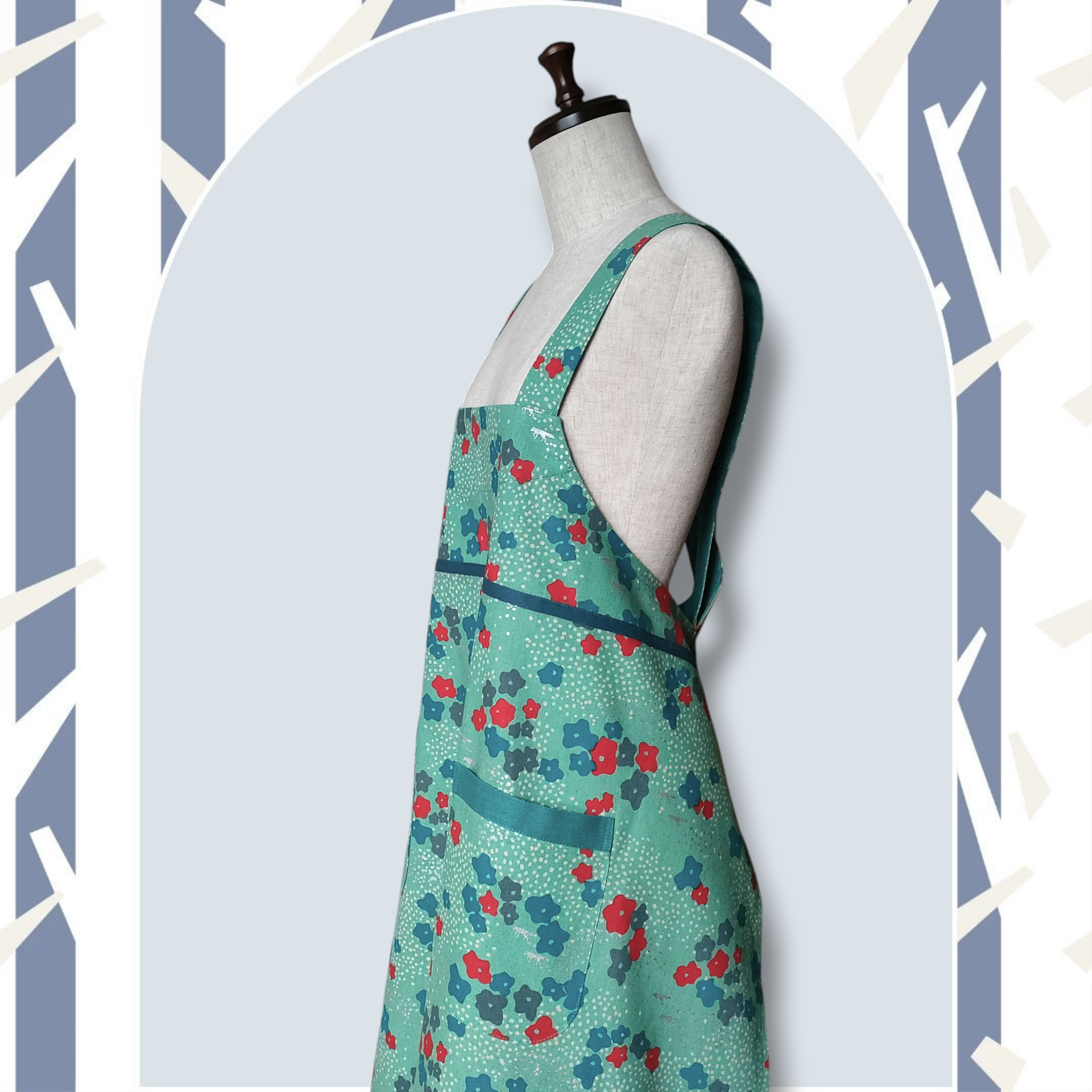 【花咲く草原とキツネ】肩クロス エプロン《ペパーミントグリーン》