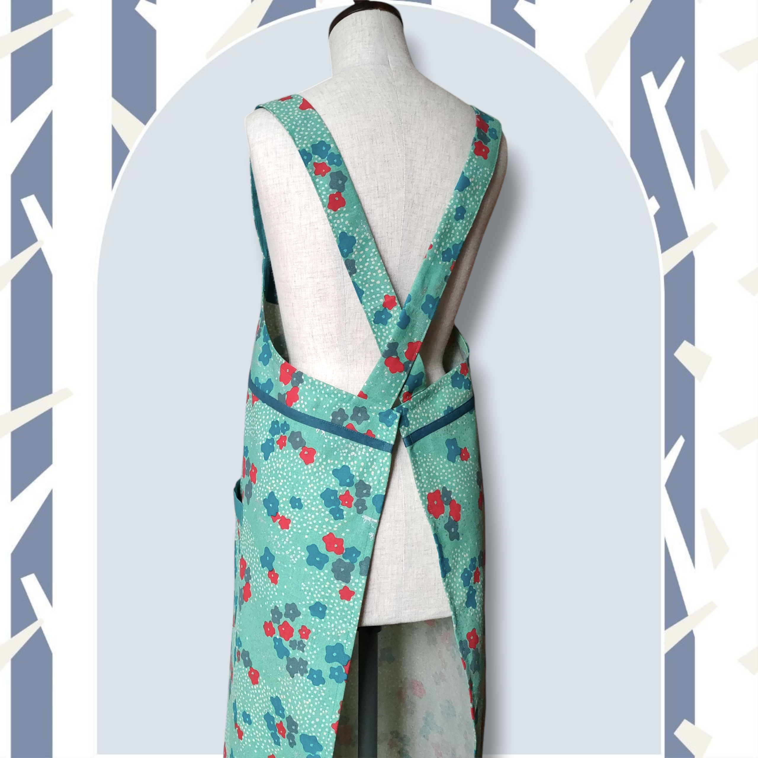 【花咲く草原とキツネ】肩クロス エプロン《ペパーミントグリーン》