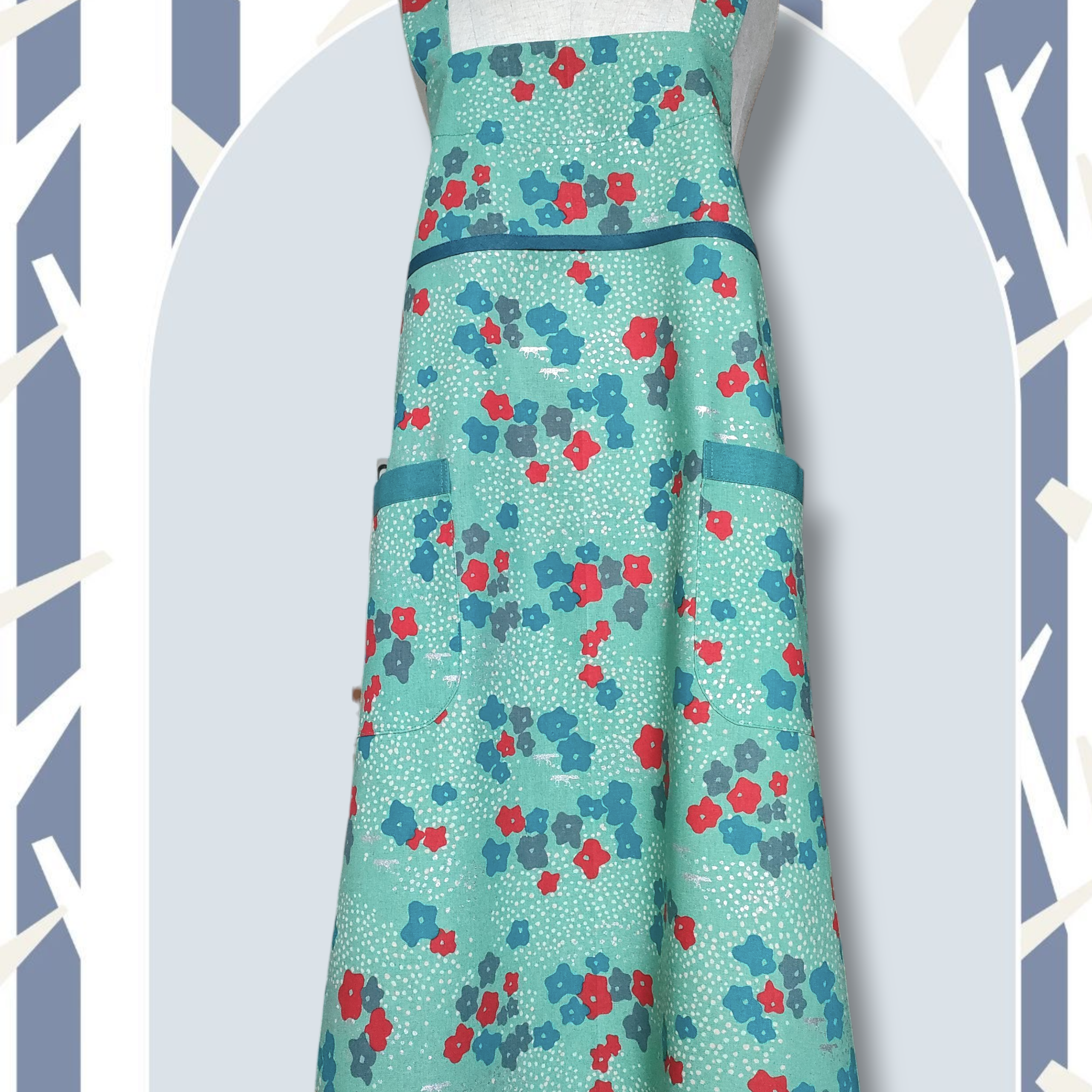 【花咲く草原とキツネ】肩クロス エプロン《ペパーミントグリーン》