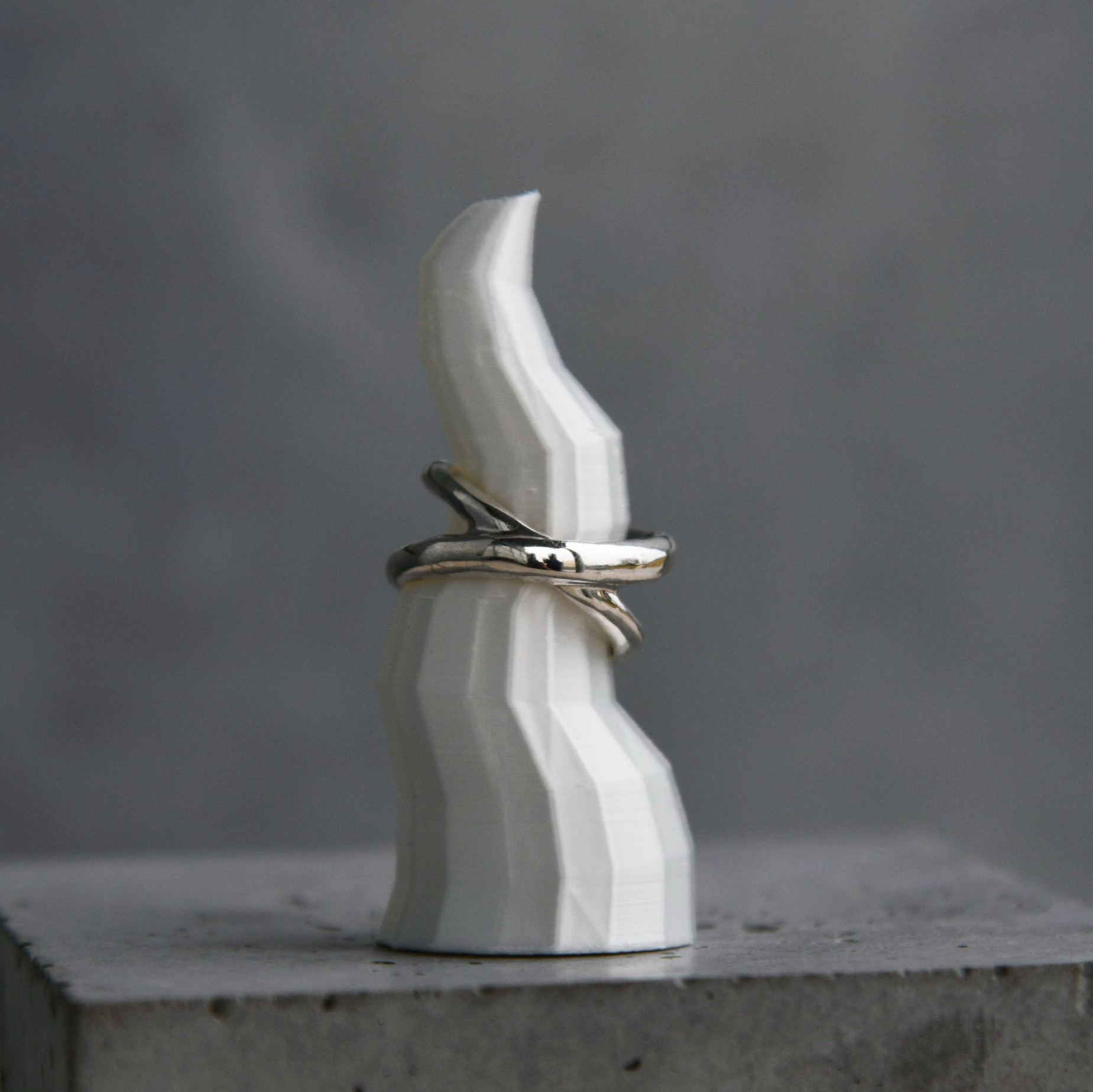 揺れてるっぽいリング　フリーサイズ　silver925