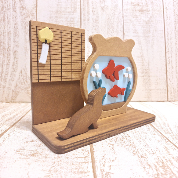 受注制作☆夏飾り☆金魚鉢とダックスの木製置物☆風鈴・すだれ付き☆犬種変更・色変更も可能！ 4枚目の画像