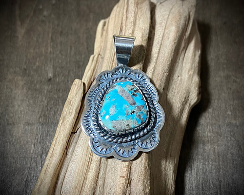 276b164632020469236a8e4c4132cc