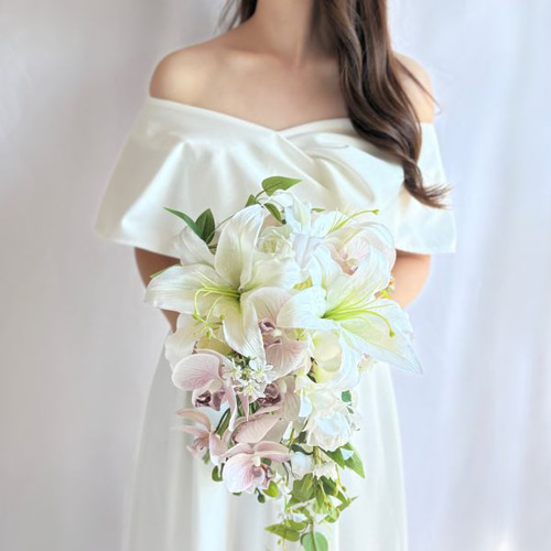 即納可能】ウエディングブーケ♡胡蝶蘭とカサブランカの