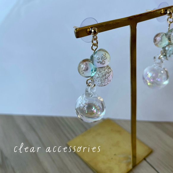 新作❤︎︎夏のアクセ 水入りガラスドーム  ピアス　イヤリング鈴丸バブルビーズ　 3枚目の画像