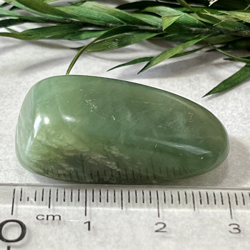 五徳の石✨ ニュージェイド タンブル 中国翡翠 原石 天然石 東洋占星術