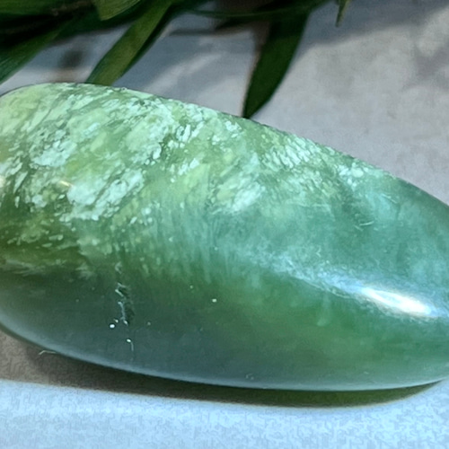 五徳の石✨ ニュージェイド タンブル 中国翡翠 原石 天然石 東洋占星術