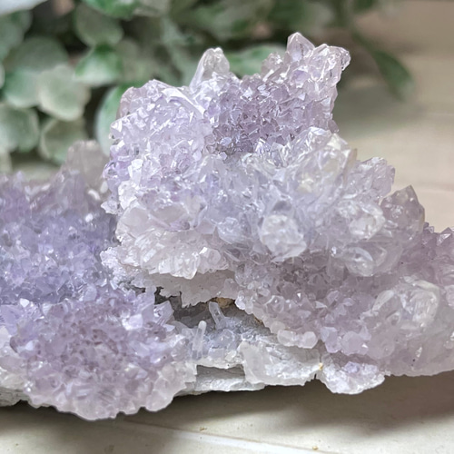幸運の石✿*:・フラワー パープルカルサイト　ラフストーン　原石　クラスター 幸運の石✿*:・フラワー パープルカルサイト　ラフストーン　原石　クラスター