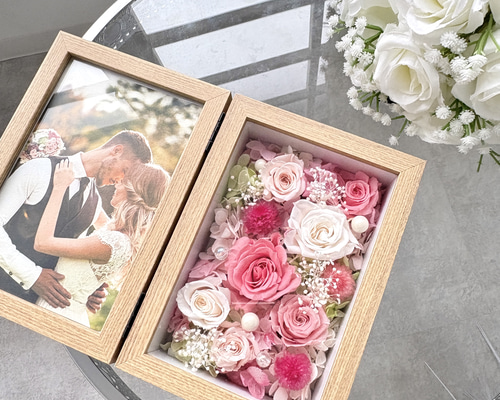 プリザーブドフラワーのフォトフレームアレンジ（ピンク）/ウェルカム