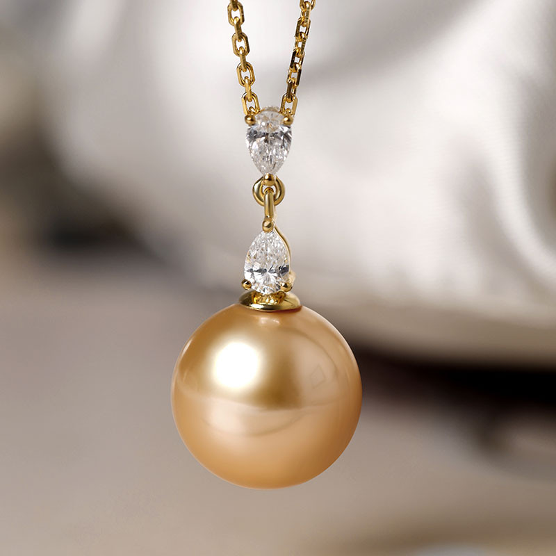 [ヘイズジュエリー]Chumiシリーズ 18Kゴールド ティアドロップ ダイヤモンド 10-11mm 南洋ゴールドビーズペンダン 15,022円