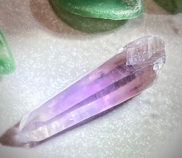 希少✨　ゲレロアメジスト  レインボー　ポイント 原石　ラフストーン　紫水晶 希少✨ メキシコ産 ゲレロアメジスト レインボー 原石 ラフ
