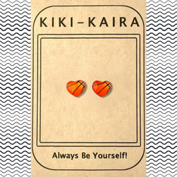 ■名入れ可■バスケットボールのハートピアス 1枚目の画像