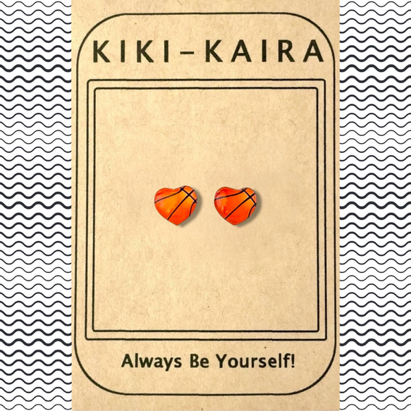 ■名入れ可■バスケットボールのハートピアス 1枚目の画像