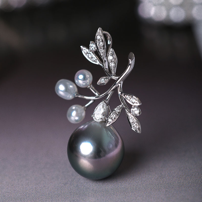 [ヘイズジュエリー] ホワイトサンダルウッドシリーズ 18Kゴールド ウォータードロップ カラフル 10-11mm タヒチアンブ