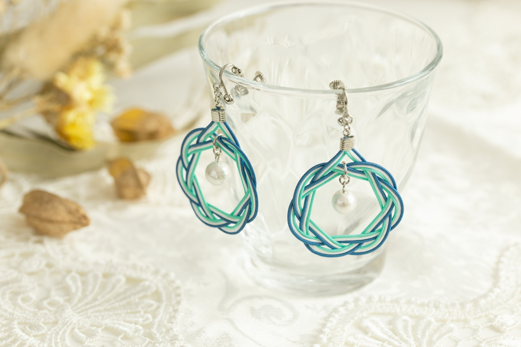 水引イヤリング　【　想いを結ぶ・幸せを結ぶ、お守りアクセサリー『水引』】