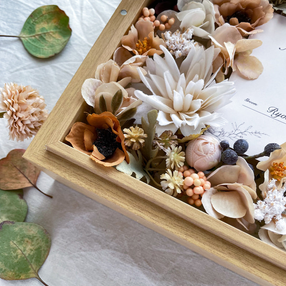 ゲストと作る＊お花の結婚証明書（ベージュ&ブラウン）　　アーティフィシャルフラワー　結婚証明書　結婚誓約書 5枚目の画像