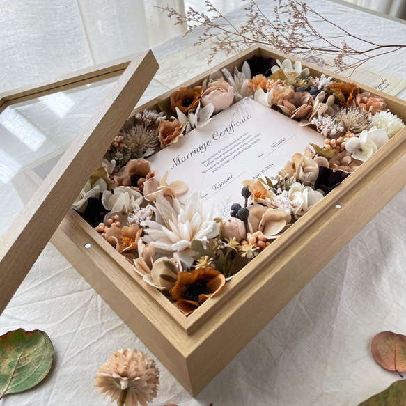 ゲストと作る＊お花の結婚証明書（ベージュ&ブラウン）　　アーティフィシャルフラワー　結婚証明書　結婚誓約書 7枚目の画像