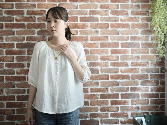 上質リネンのゆったり前開き５分袖ブラウス　No.360 1枚目の画像