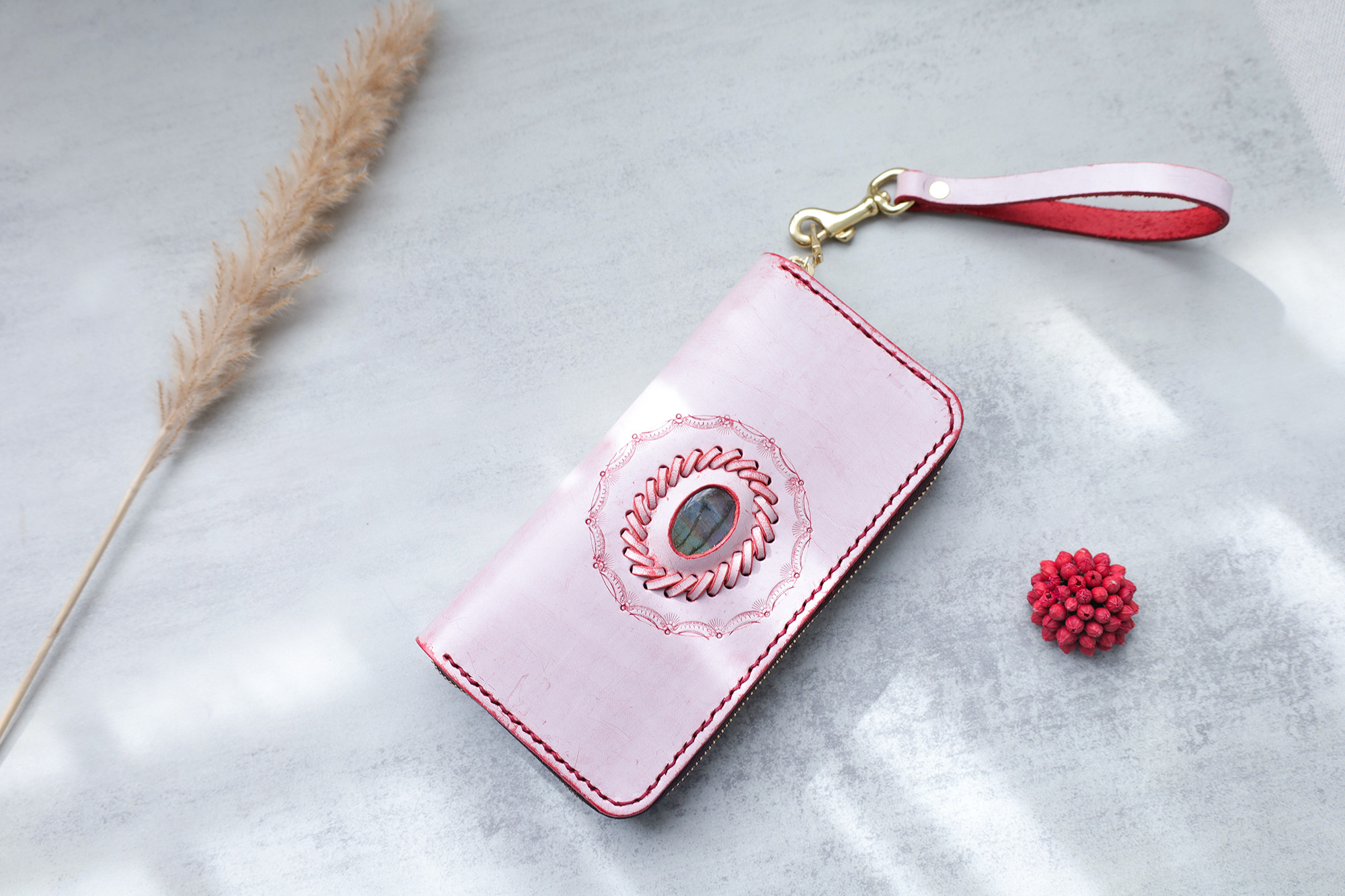 「天然石×革の組み合わせ」収納力抜群のファスナー　オルガン「長財布」