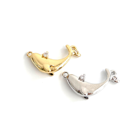 ejp7203 [1 件] 方晶鋯石鯨魚游泳串飾 第1張的照片