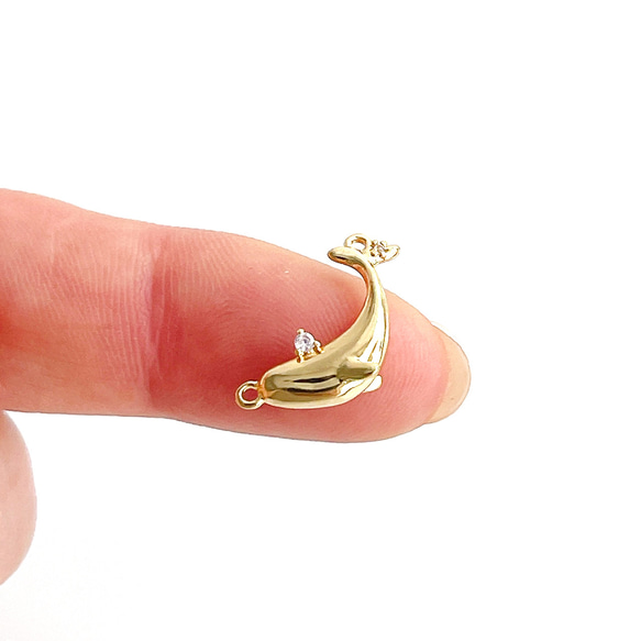 ejp7203 [1 件] 方晶鋯石鯨魚游泳串飾 第5張的照片