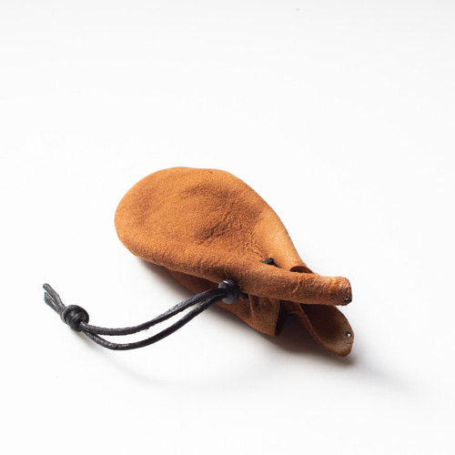 鹿革巾着ポーチ　スモーク 鹿革ベルトポーチ 刻印サービス付［スモーク］Deerskin Belt Pouch