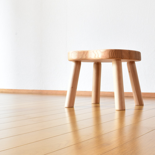 無垢杉100％キッズスツール(豆型タイプ) 椅子（チェアー）・スツール