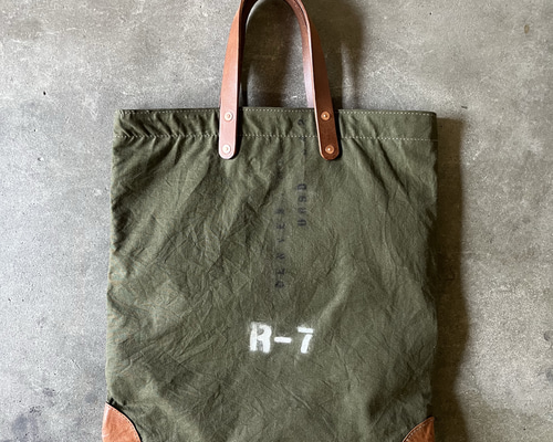 カーキミリタリートートバッグ トートバッグ マルユ革工房 通販