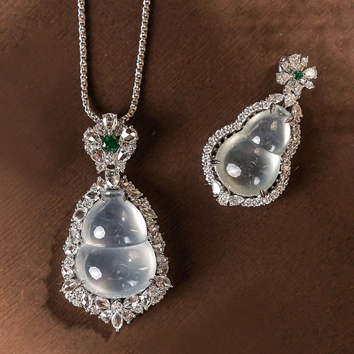 ꒰ঌふゆニャン໒꒱Ｎｏ1877 琉球フリット✨エメラルドグリーン＆薄水色 SALE | Nature's Blessing77