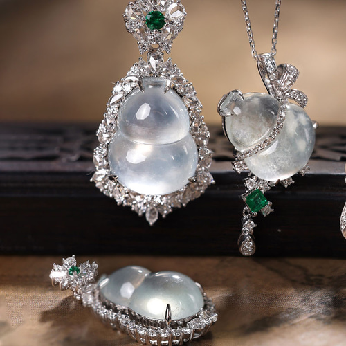 ꒰ঌふゆニャン໒꒱Ｎｏ1877 琉球フリット✨エメラルドグリーン＆薄水色 SALE | Nature's Blessing77