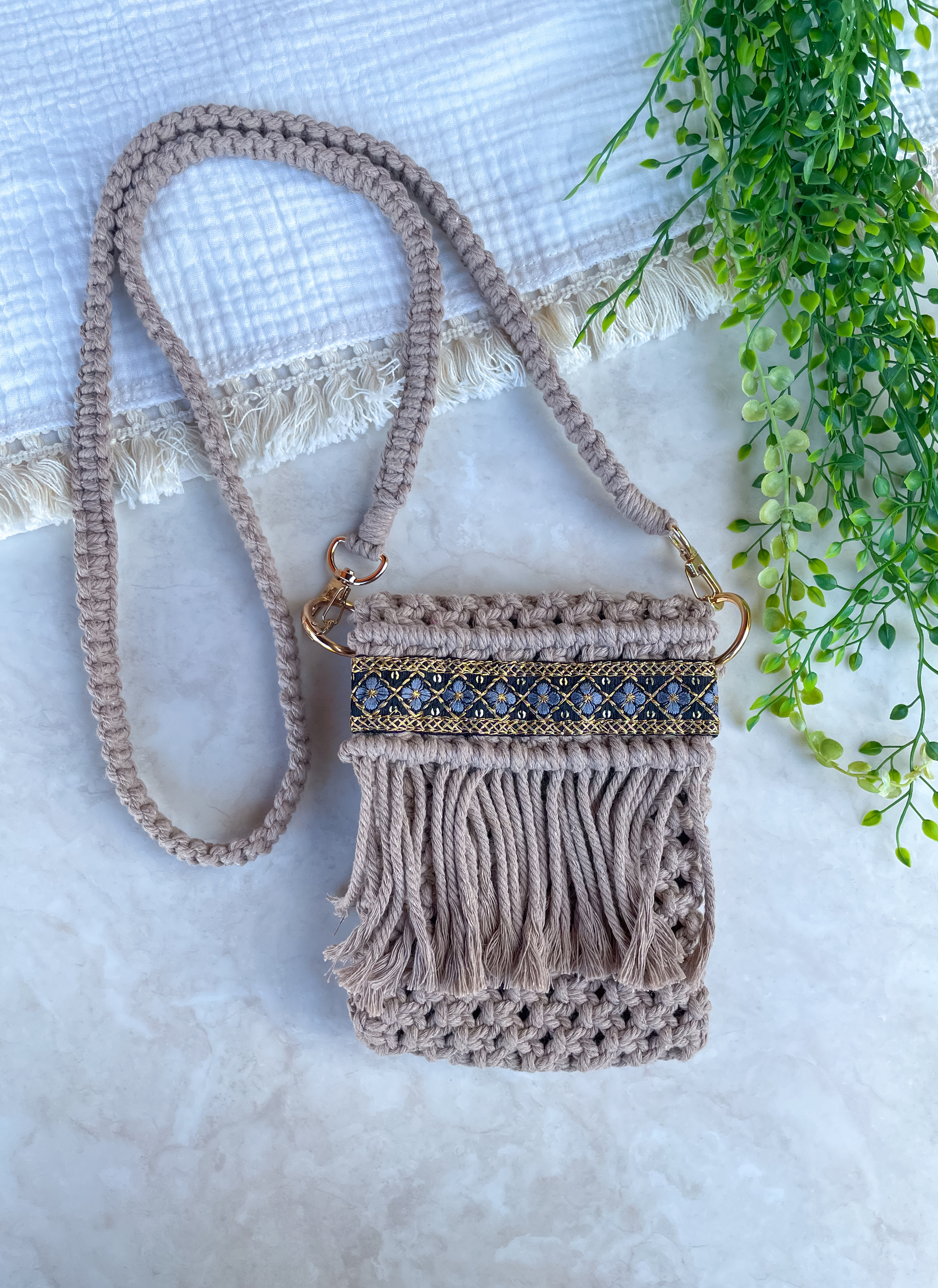 めぐ様　インド刺繍リボンポシェット　Classic3600 めぐ様 インド刺繍リボンポシェット Classic3600 - メルカリ