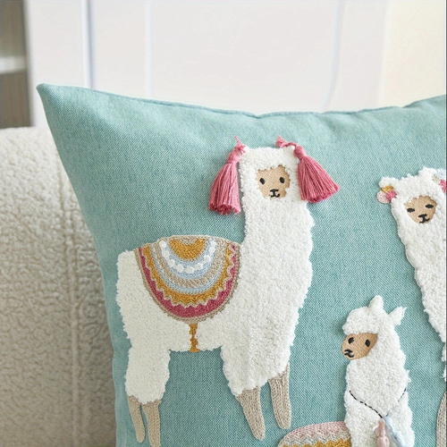 Creema特集掲載【繊細な模様と刺繍が素晴らしい】刺繍クッションカバー