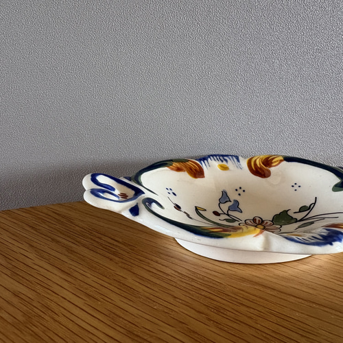 フランスの古い石鹸置き 陶器 古道具 レトロ ソープディッシュ【石鹸