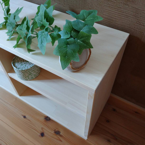 【送料無料】天然木　赤松集成材　足付きスタッキングシェルフ　テレビ台飾り棚収納棚 天然木 赤松集成材 足付きスタッキングシェルフ テレビ台 飾り棚 収納