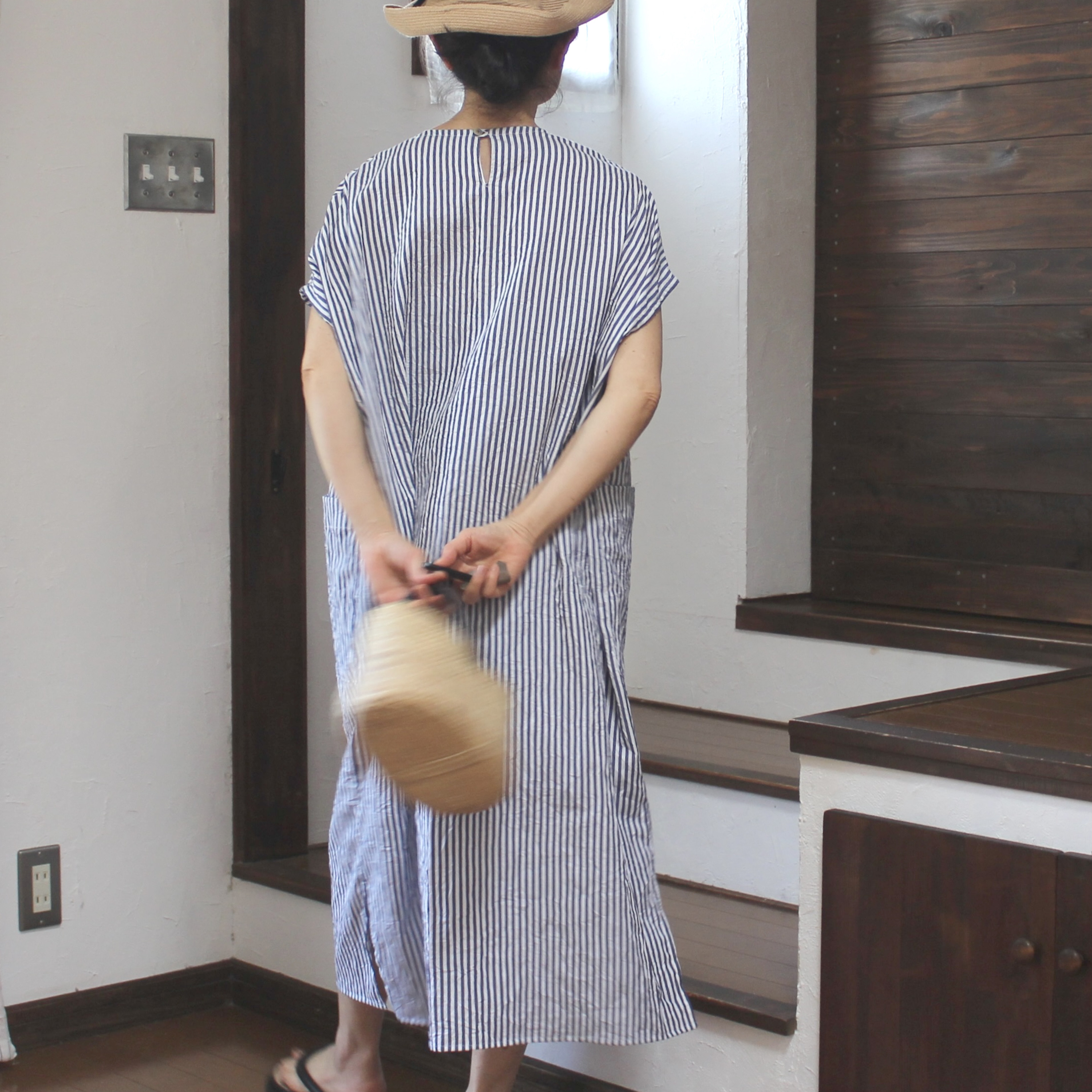 sanny day cotton ワイドフレンチスリーブコクーンワンピース　ネイビー×ホワイト太ストライプ