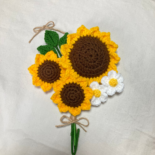 夏を束ねたかぎ針編みの花束 毛糸 花束 かぎ編み プチギフト