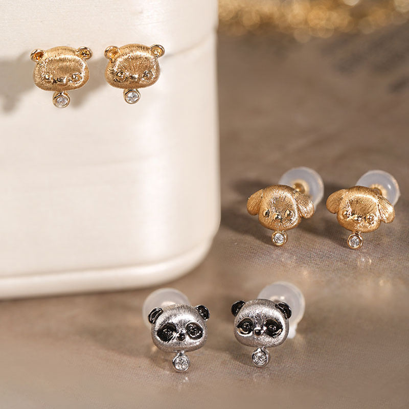 [ヘイズジュエリー] ズー・アット・ハンドシリーズ 18Kゴールド 編み込み彫刻ゴールド 天然ダイヤモンドイヤリング クマ/子犬