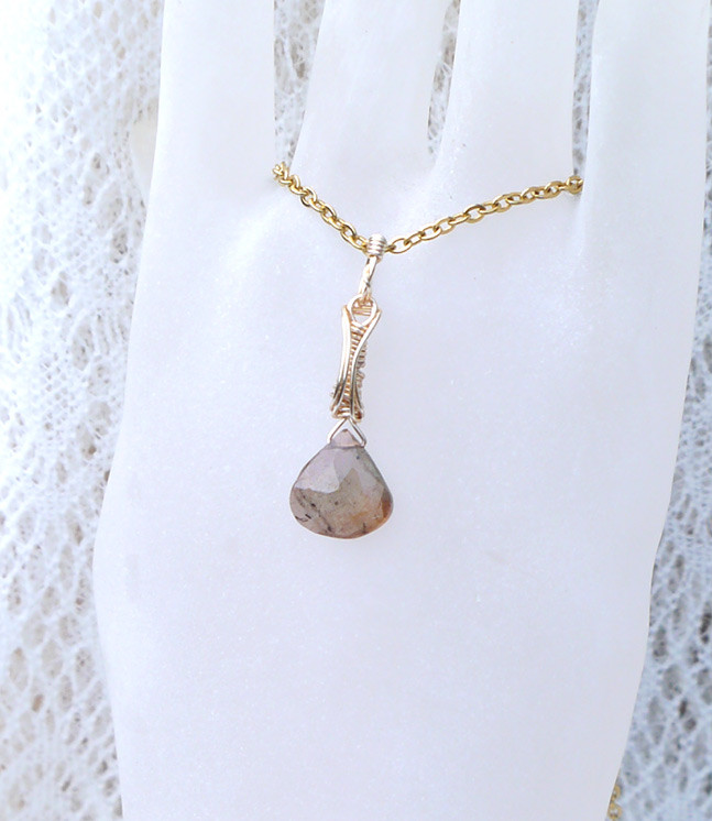 アンダルサイト  ペンダントトップ