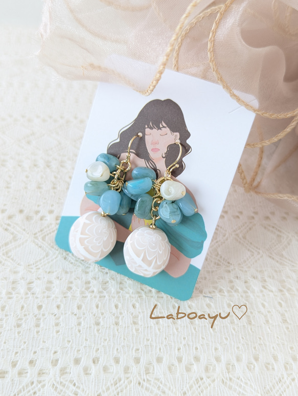 ミントさま専用　フックピアス〈華・胡粉グラデ&Stone〉 フックピアス〈華・胡粉グラデ&Stone〉 ピアス（その他） Labo